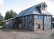 Музейный комплекс «Крестьянская изба». Реконструированный дом в селе Сизьма